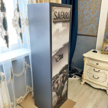 Занесли и установили на 2-м этаже частного дома оружейный сейф