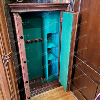 Оружейный сейф в дереве