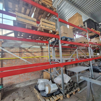 Доставили и смонтировали паллетные стеллажи для склада клиента